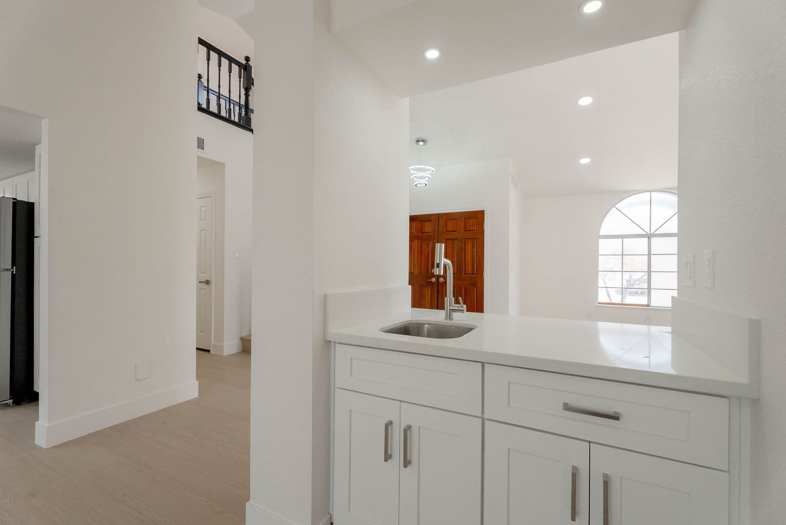 Henderson House: 2118 Fountain Springs Dr