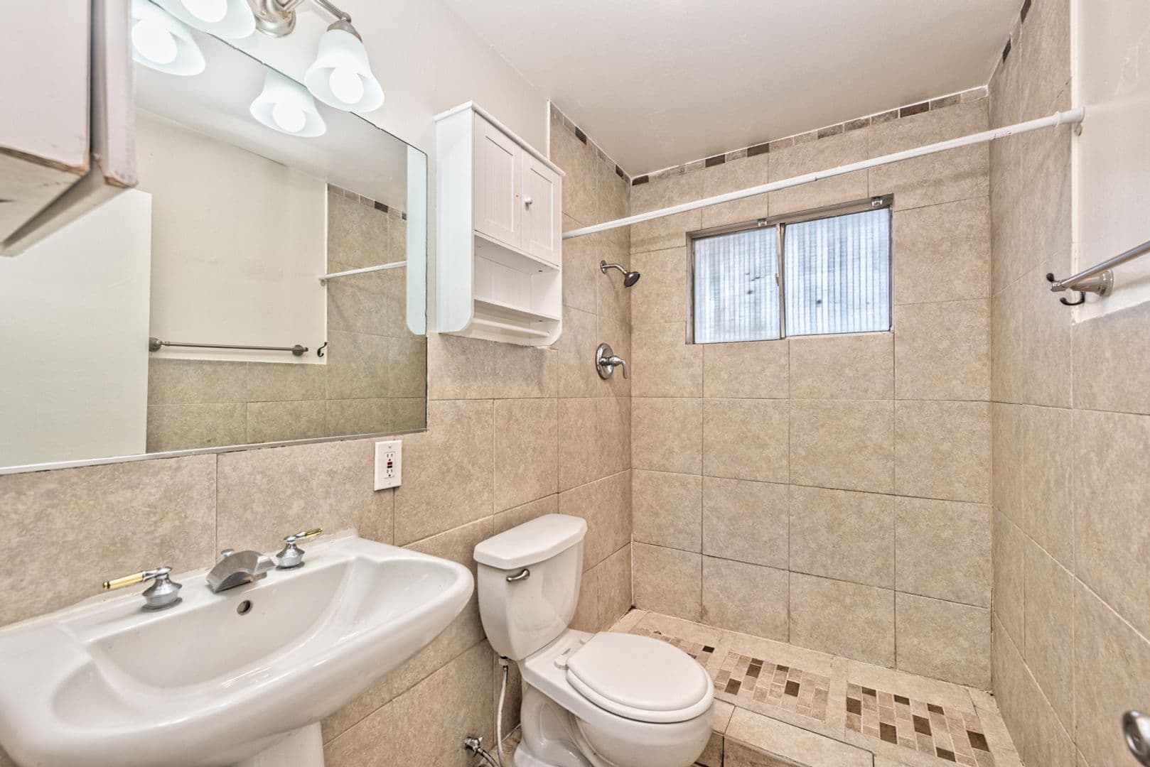 Las Vegas Apartment: 421 N Decatur Blvd