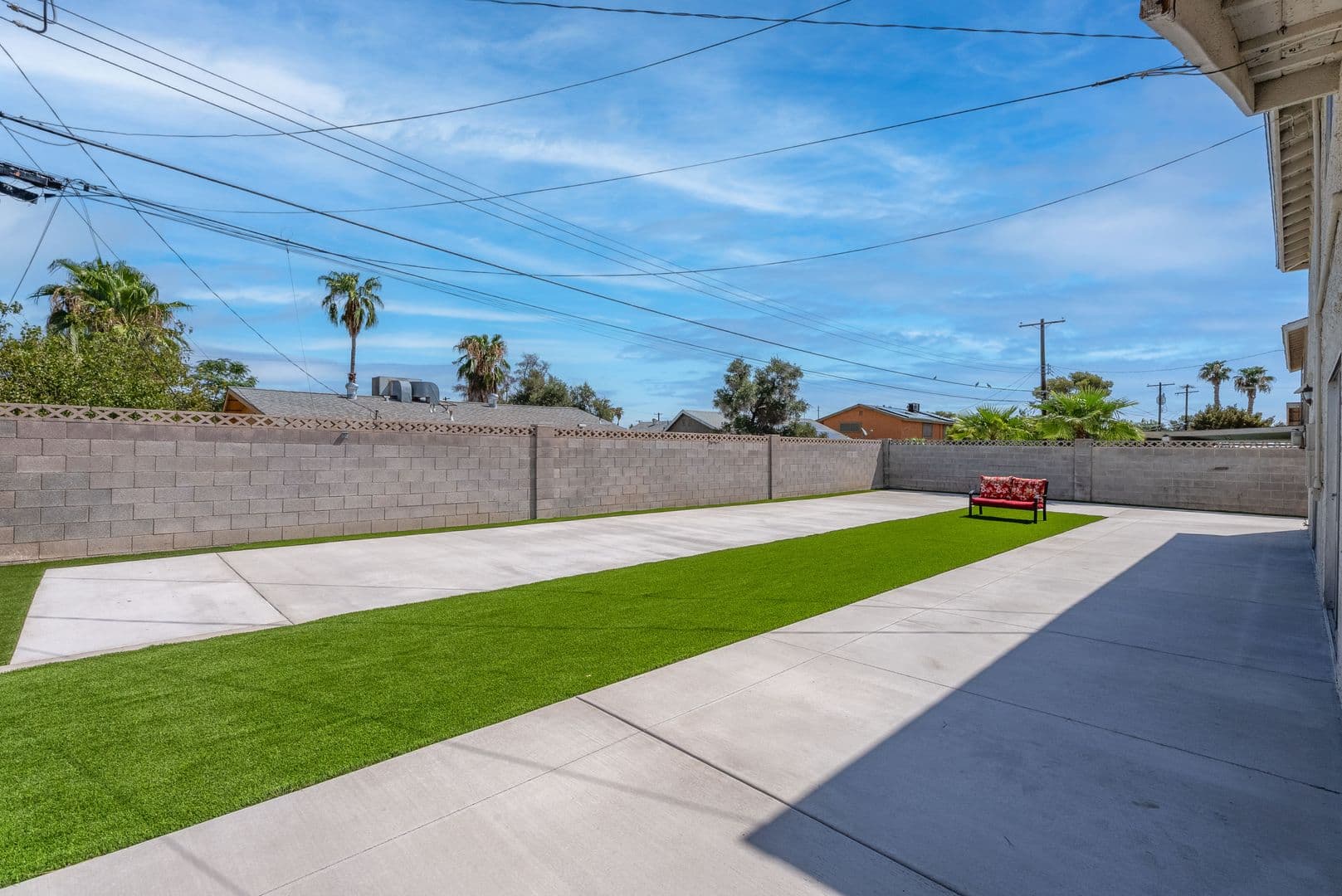 Las Vegas House: 2298 Golden Arrow Dr