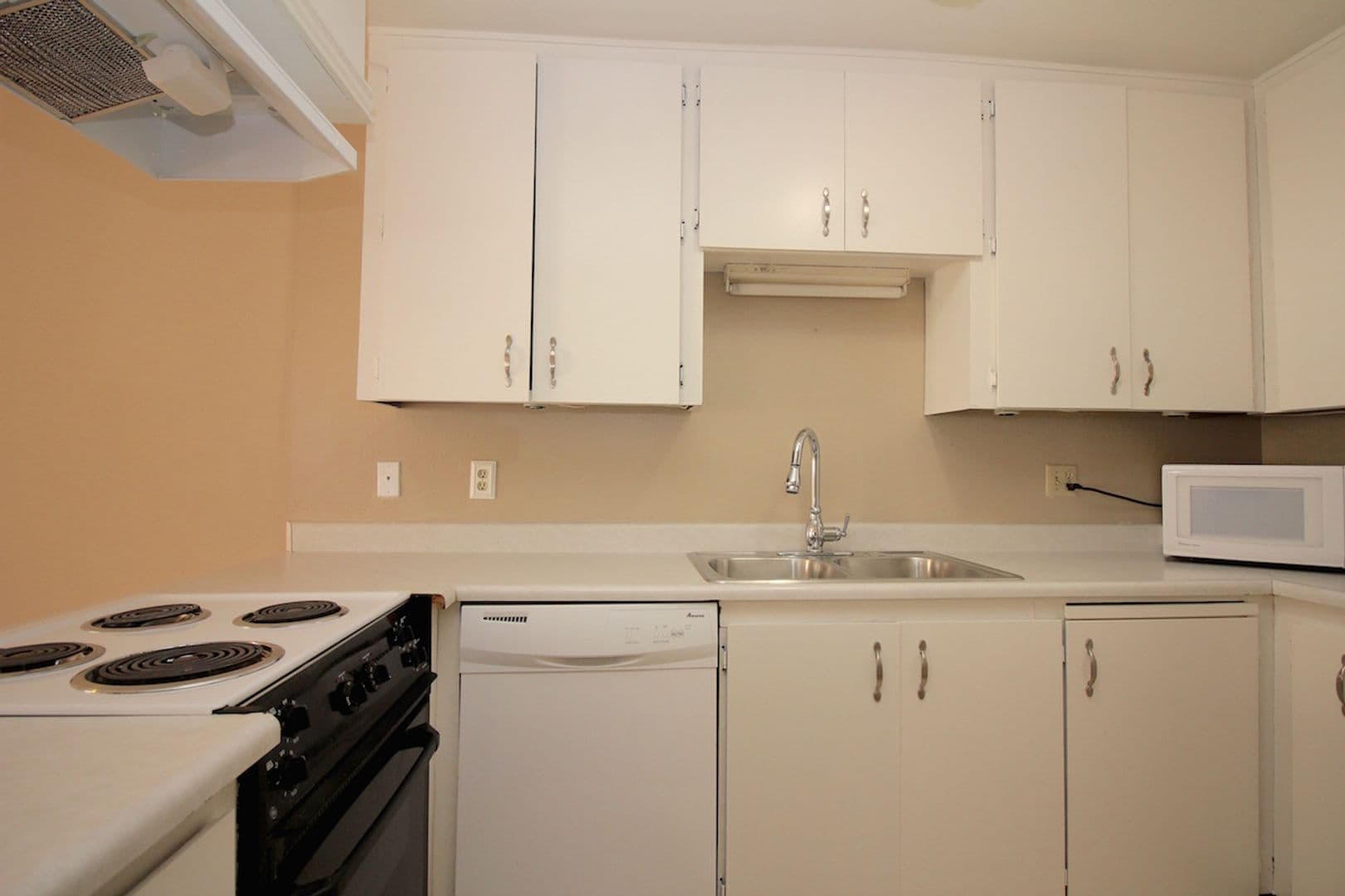 Las Vegas Condo: 1470 Elizabeth Ave #4