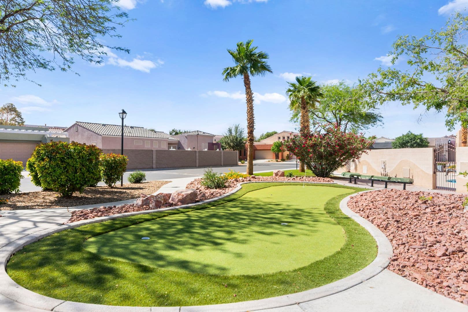 Las Vegas House: 174 Twin Towers Ave