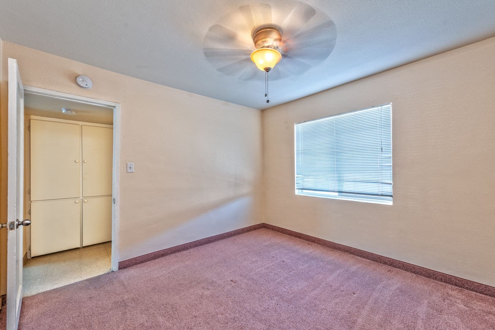 Las Vegas Apartment: 210 N 10th St