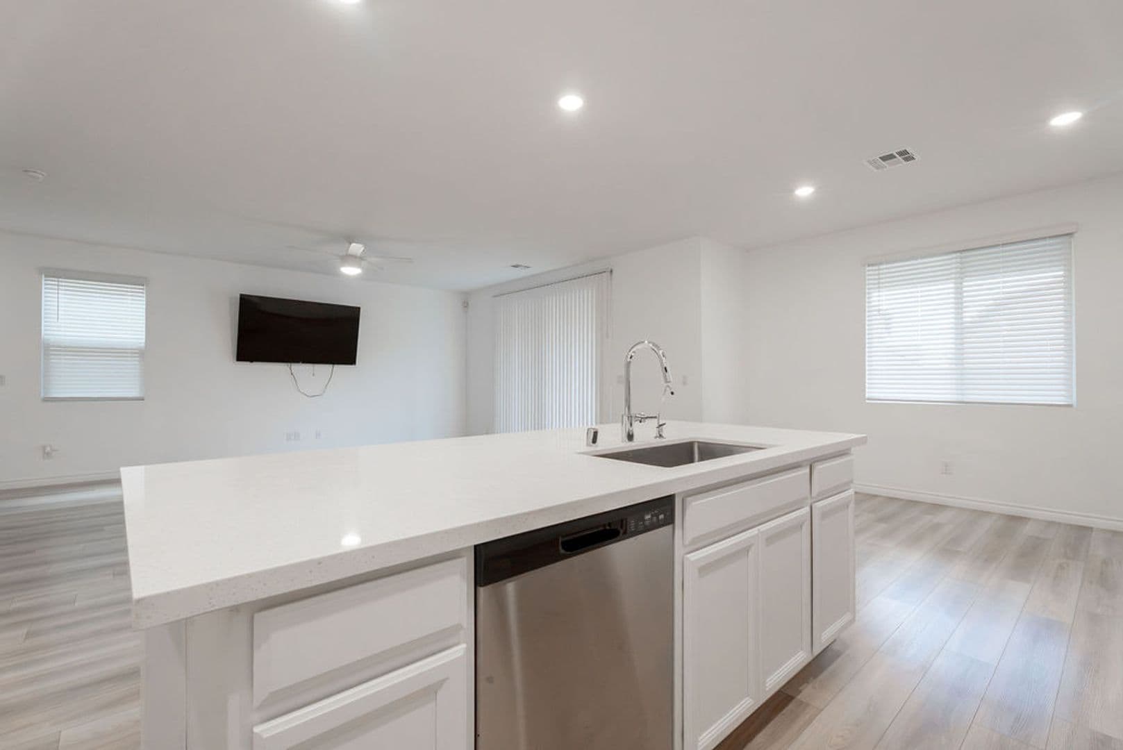Las Vegas House: 6822 Greensmen Ave