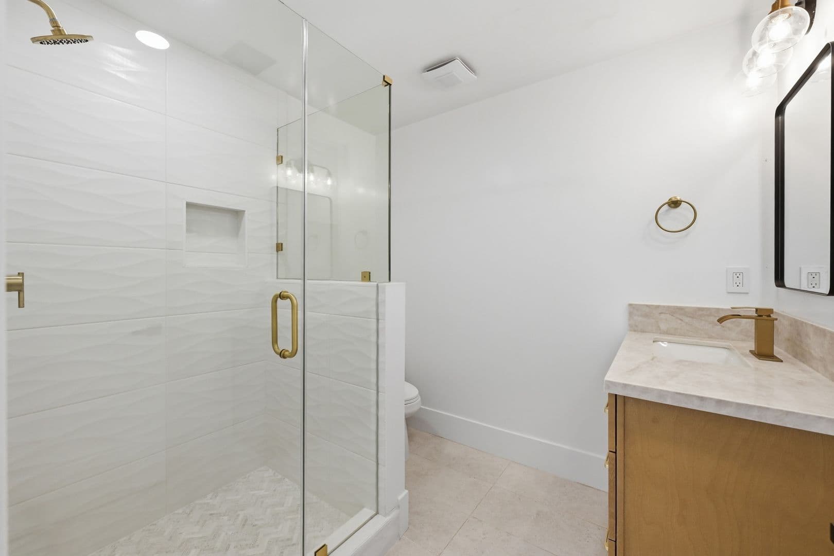 Las Vegas House: 6980 Mira Vista St
