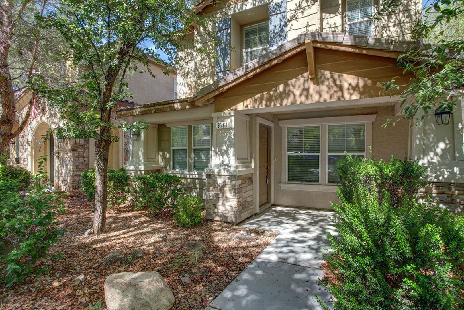 Henderson House: 3164 Degas Tapestry Ave