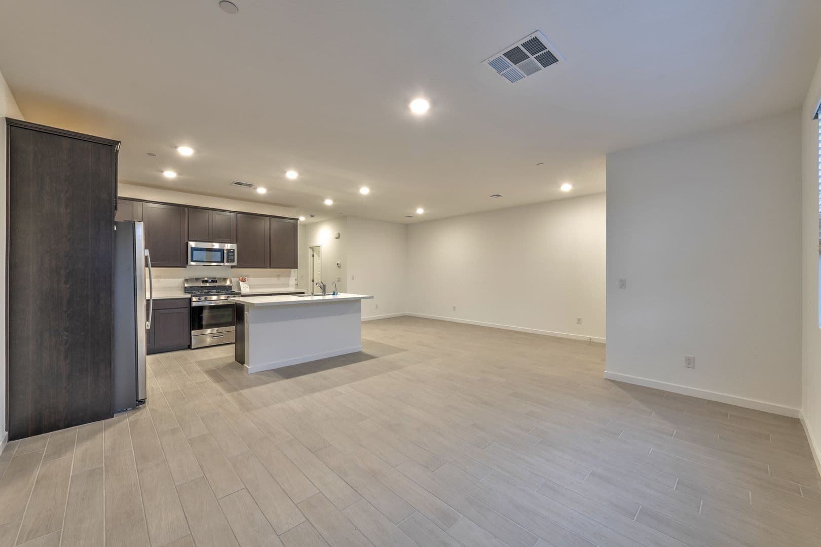 Henderson Townhome: 2553 Venetia Pointe St