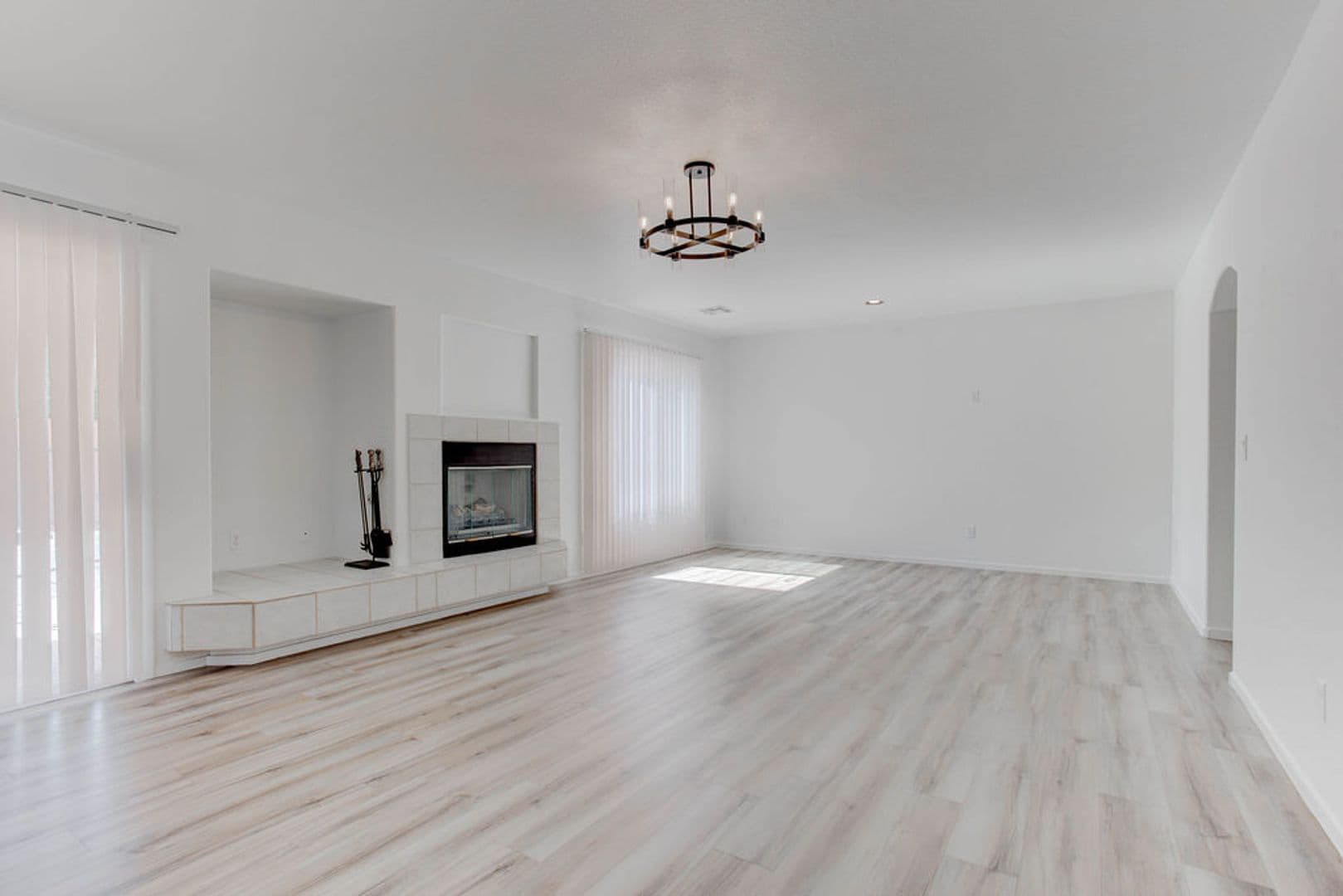 Las Vegas House: 9695 Driftwood Island Ct