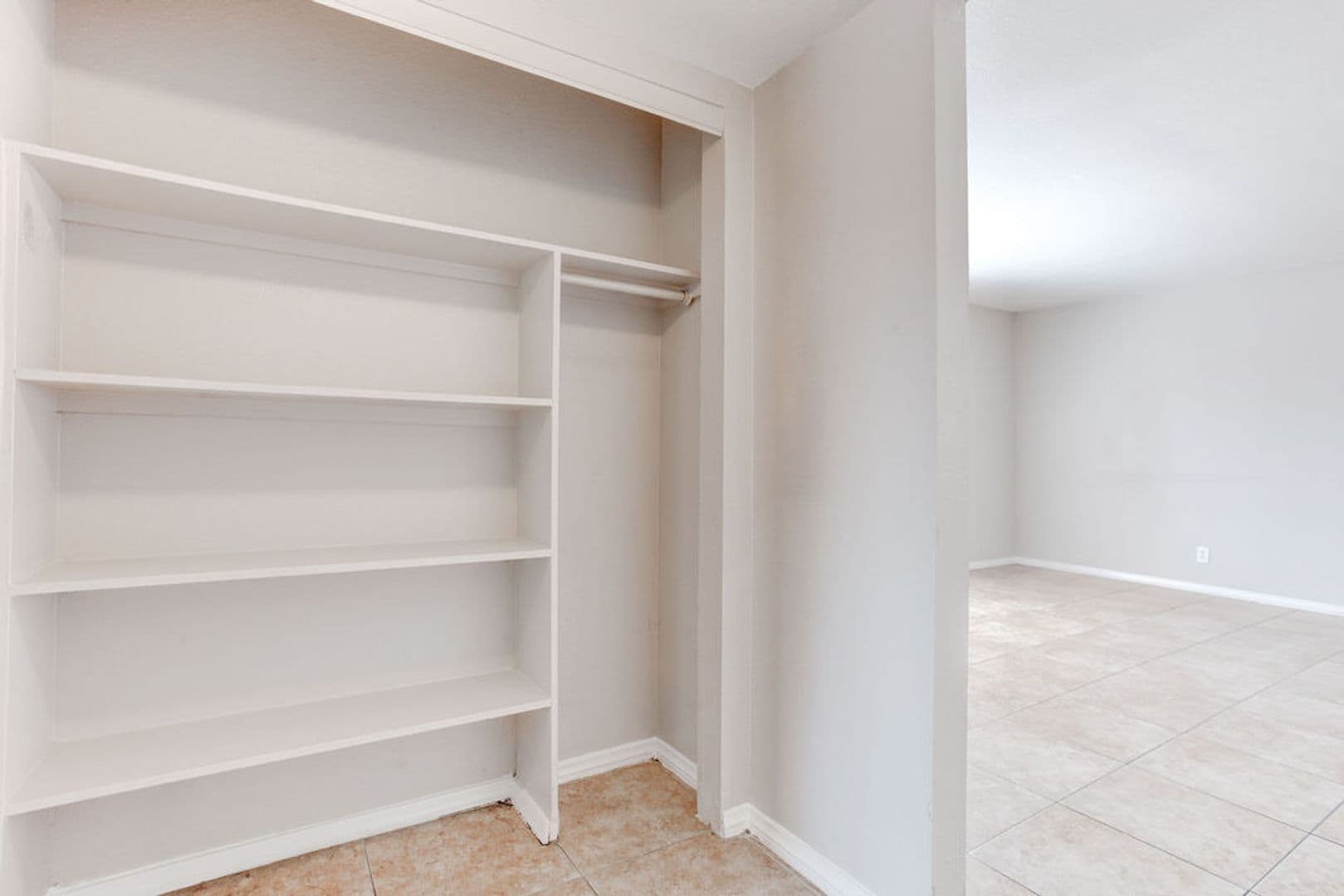 Las Vegas Apartment: 1810 Bartoli Dr