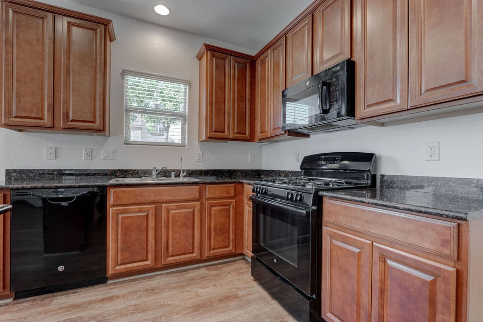 Las Vegas House: 7733 Lively Loom Ct