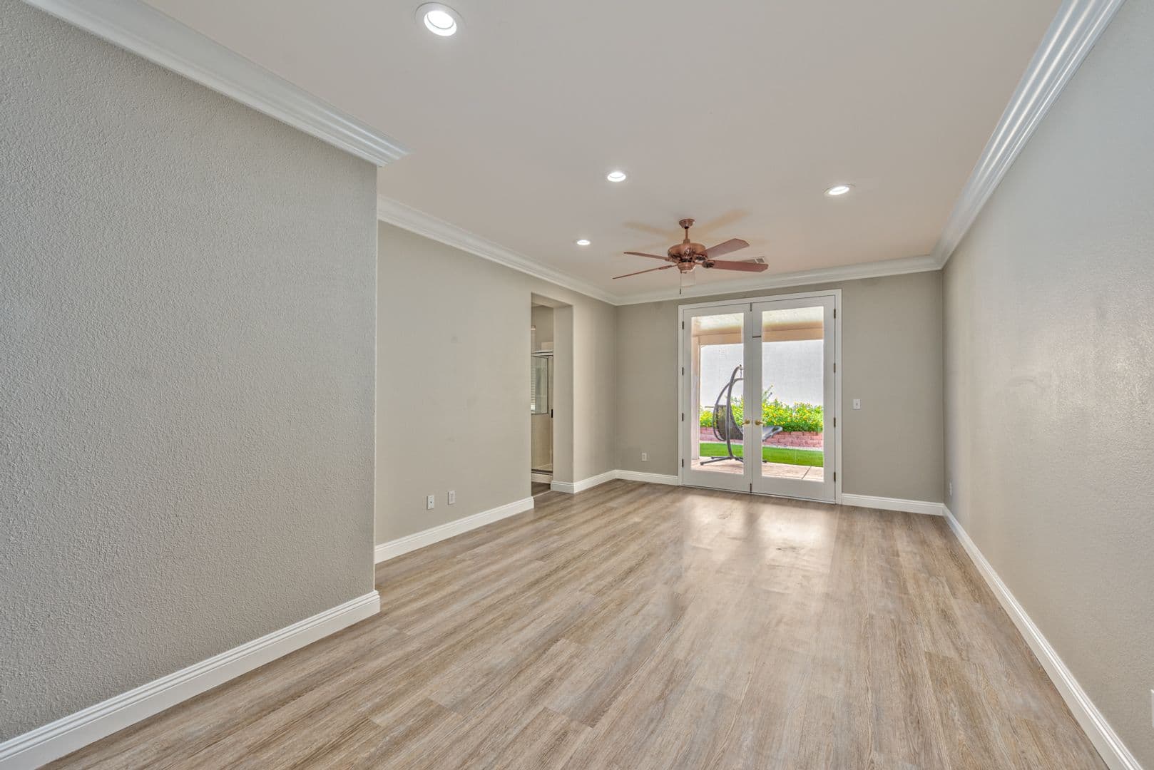 Henderson House: 84 Milicity Rd