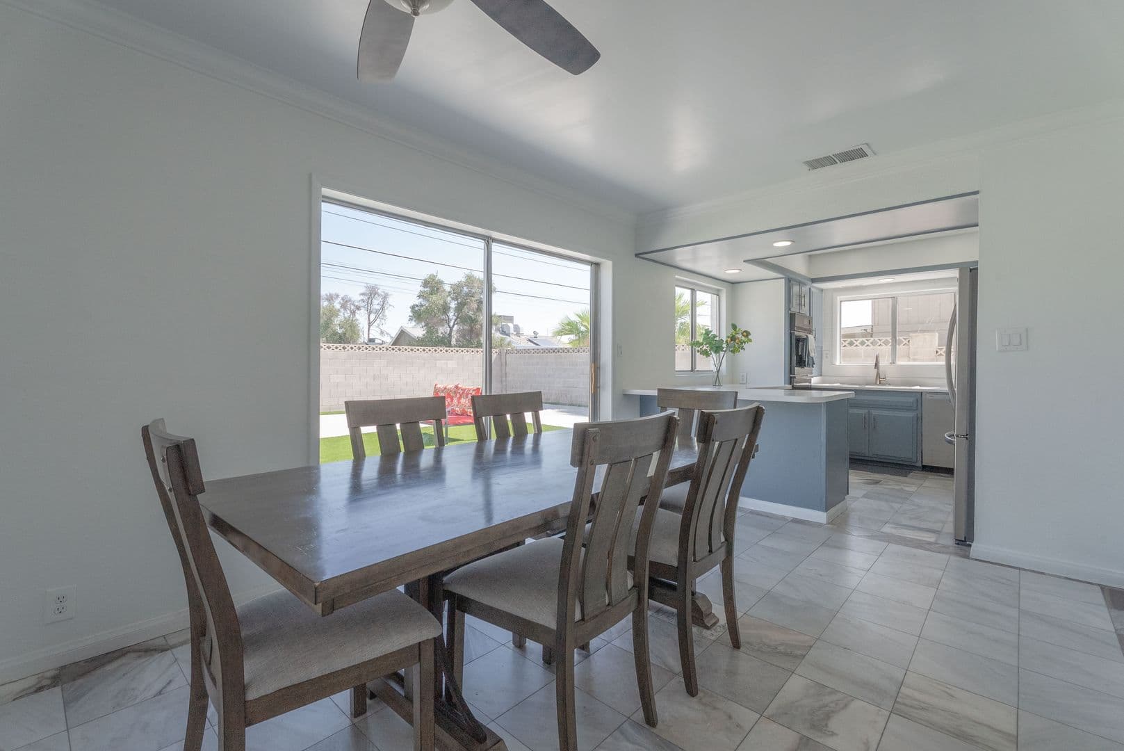Las Vegas House: 2298 Golden Arrow Dr