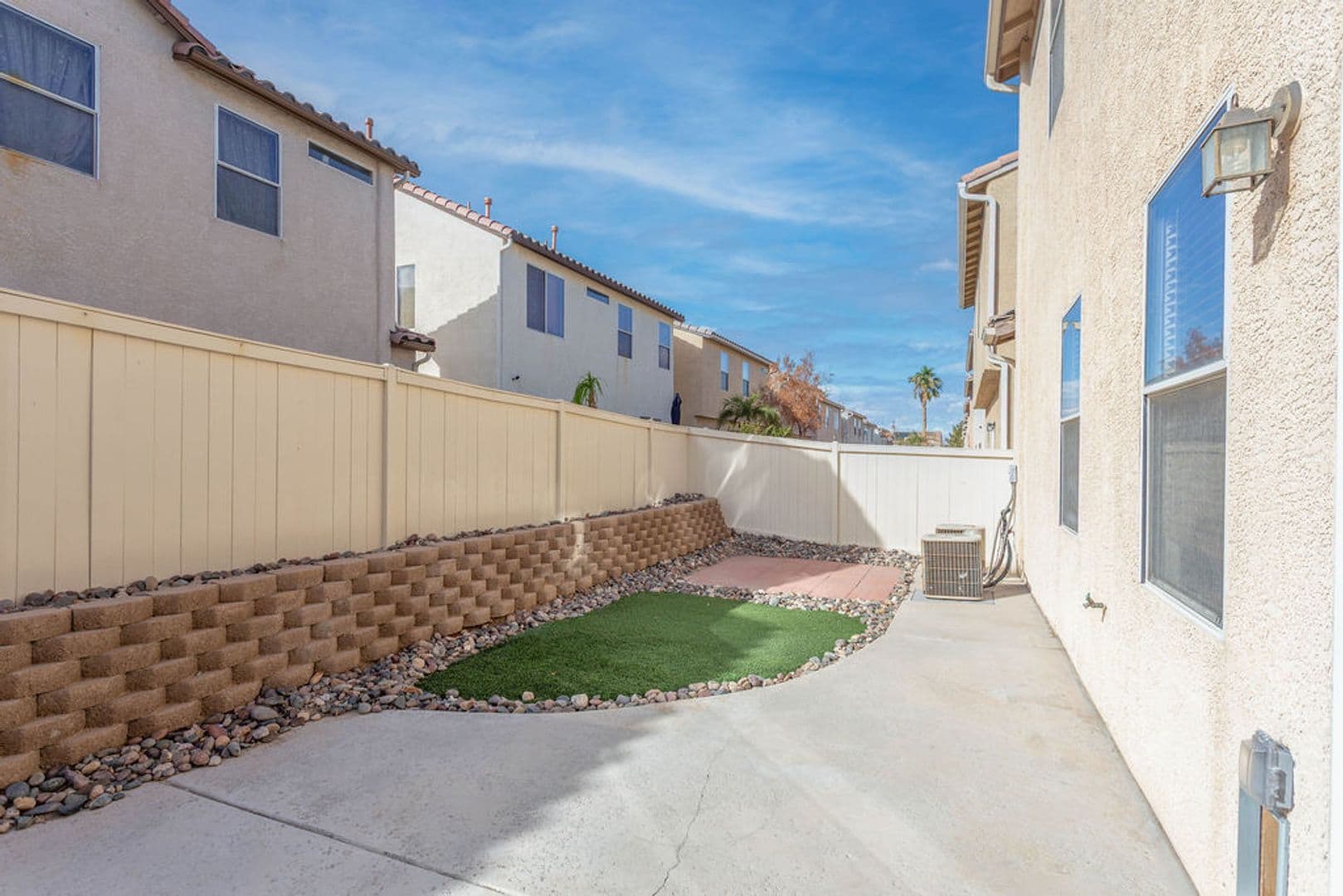 Henderson House: 6267 Castle Kennedy St