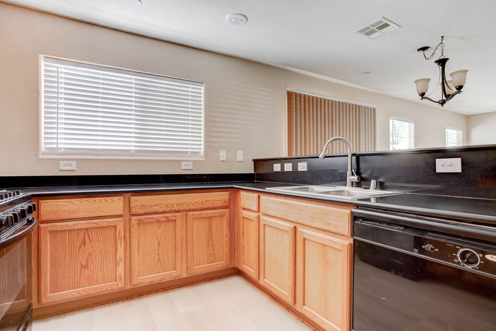 Henderson House: 3164 Degas Tapestry Ave