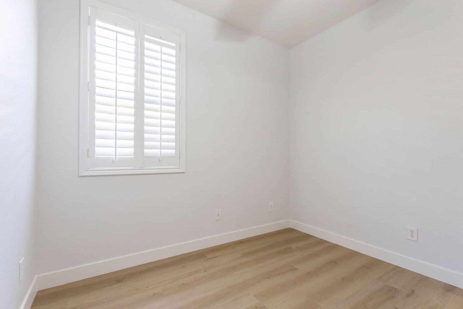 Las Vegas House: 9122 Sendero Ave