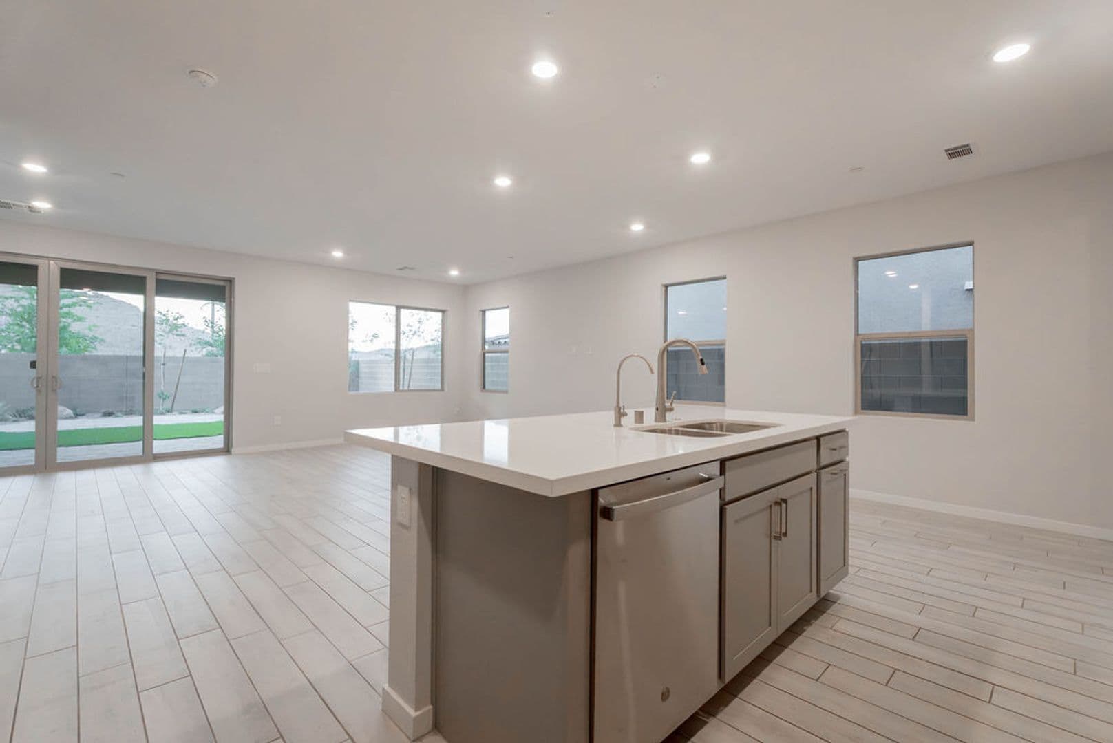 Las Vegas House: 11620 Desert Hollow Ave