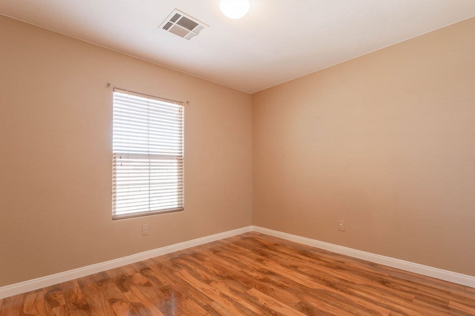 Las Vegas Townhome: 6250 W Arby Ave #195
