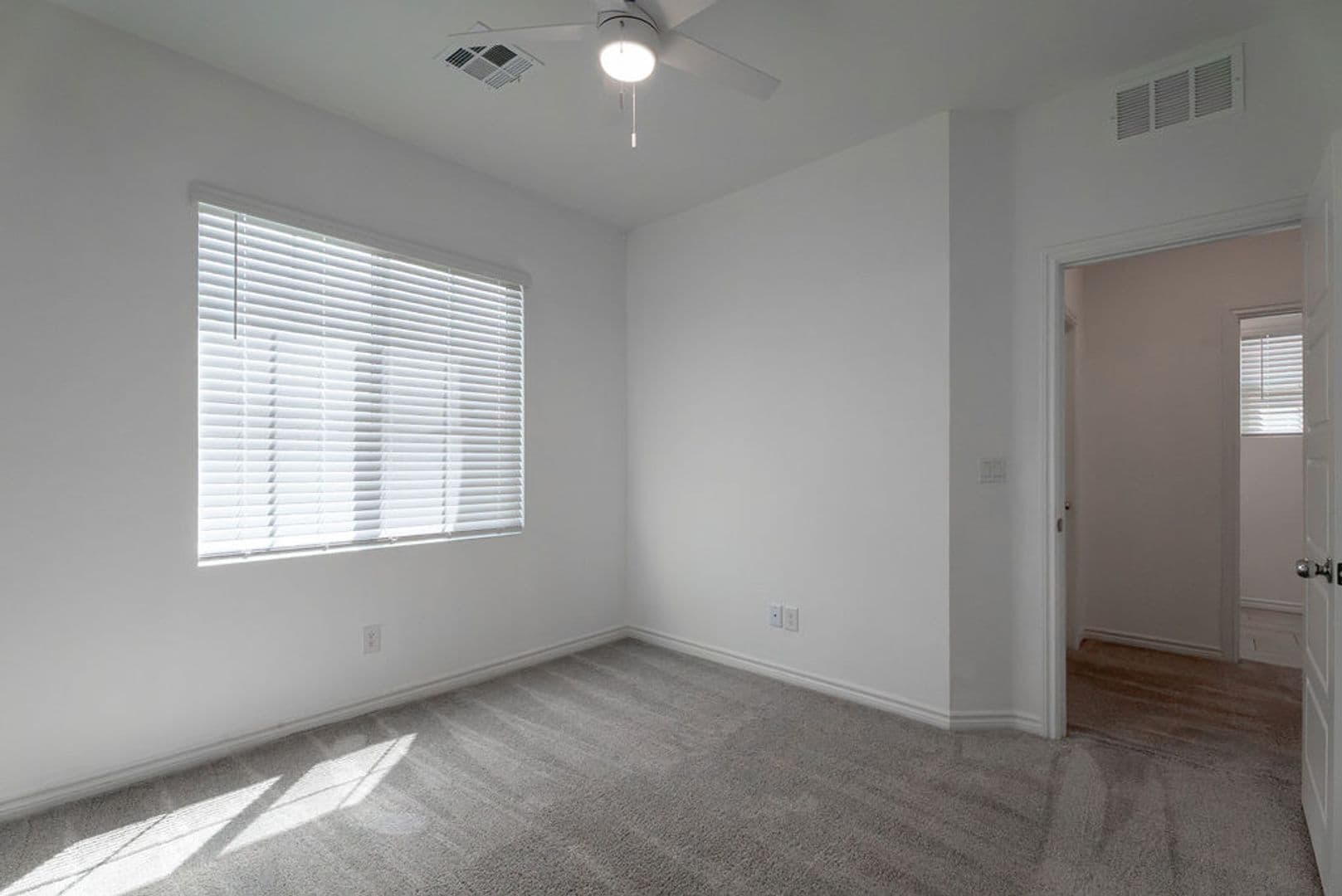 Las Vegas House: 6822 Greensmen Ave