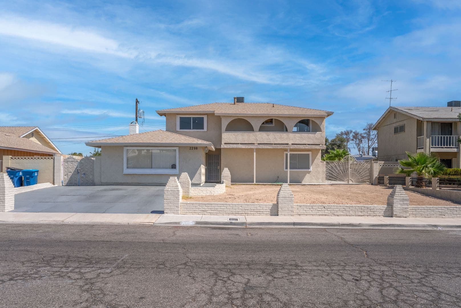 Las Vegas House: 2298 Golden Arrow Dr