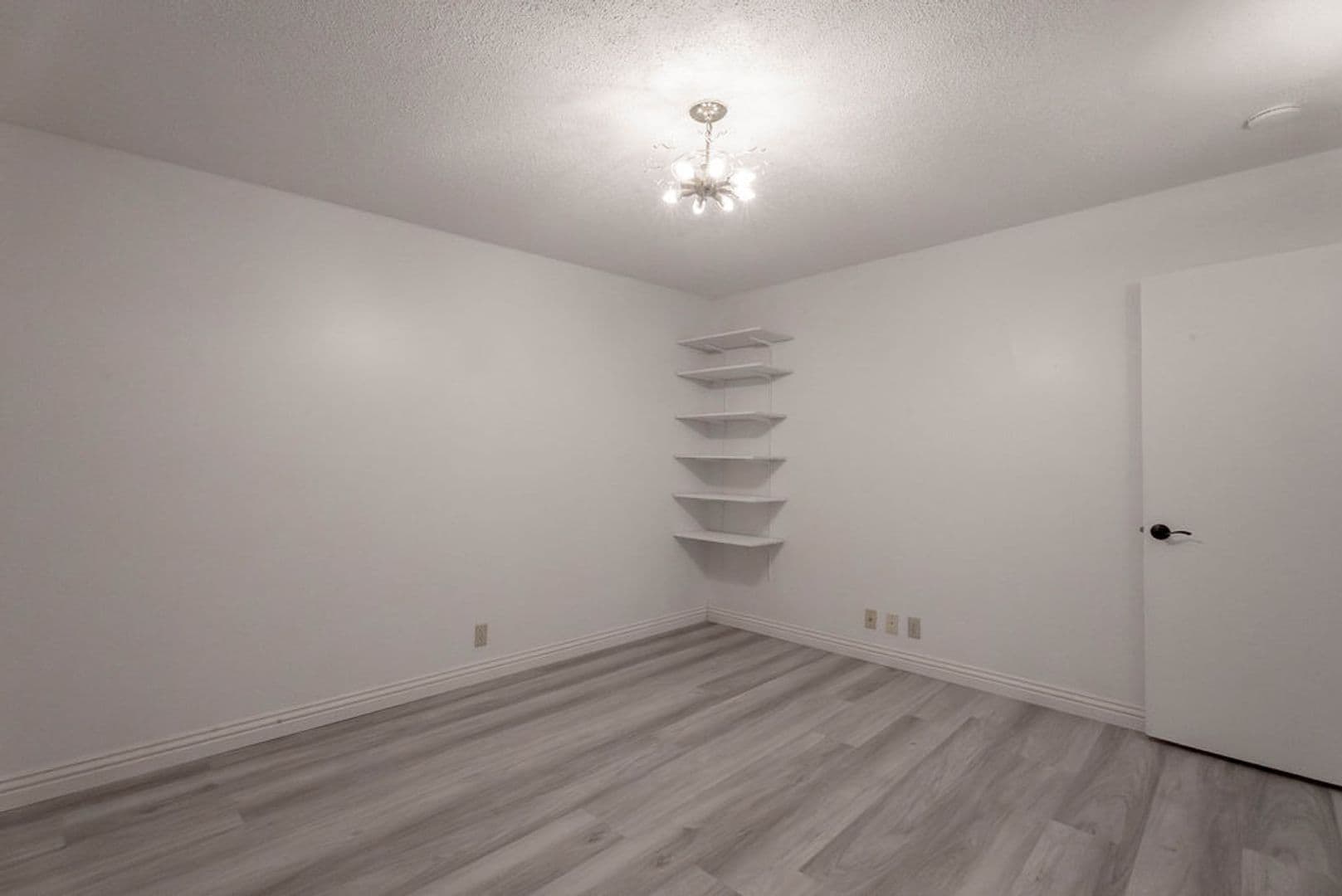 Las Vegas House: 5185 Sun Valley Dr