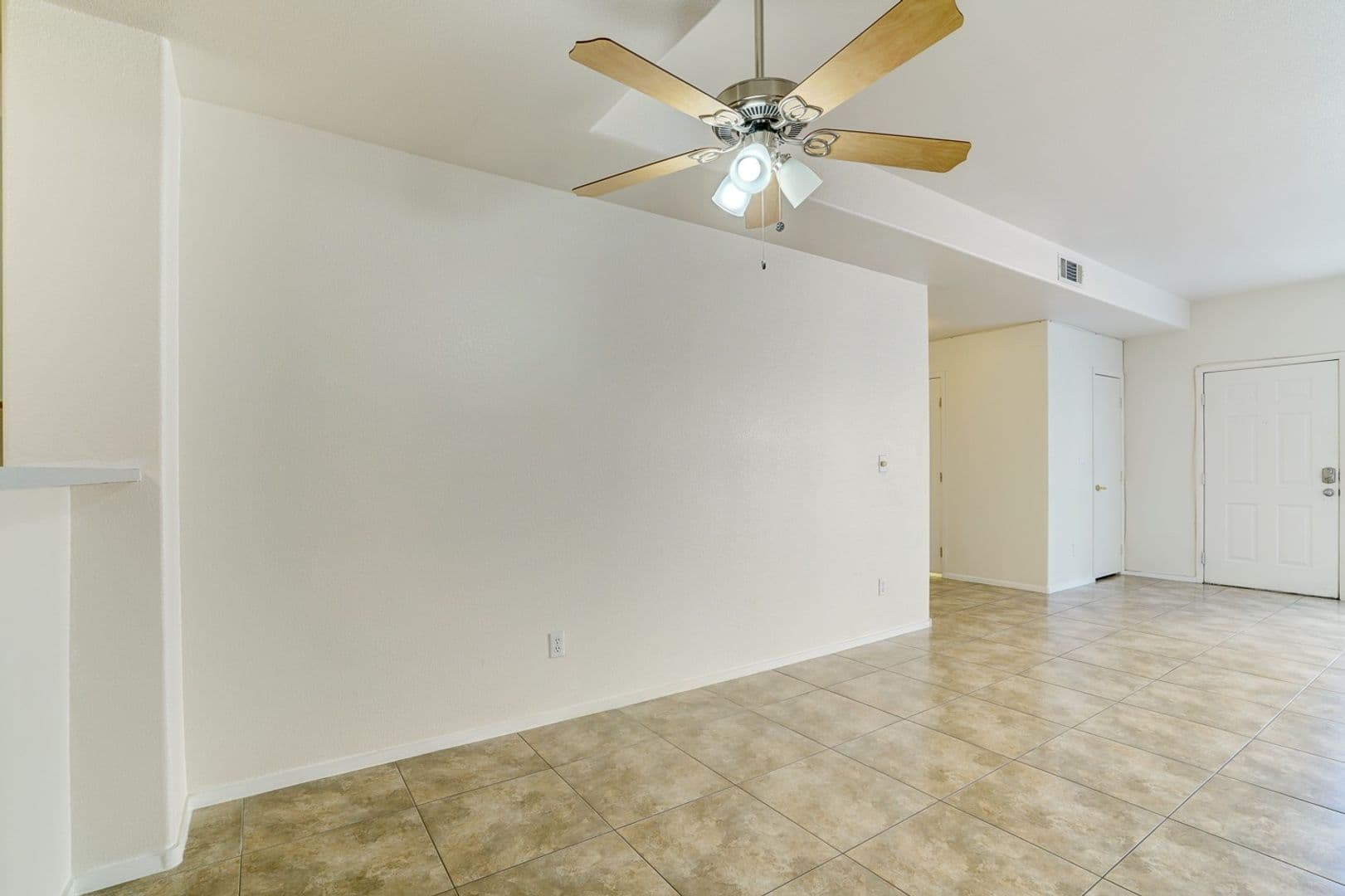 Las Vegas Townhome: 5125 W Reno Ave #1044