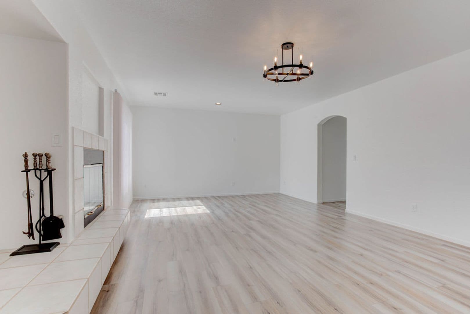 Las Vegas House: 9695 Driftwood Island Ct