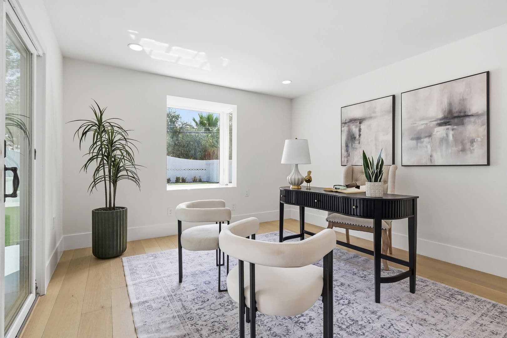 Las Vegas House: 6980 Mira Vista St