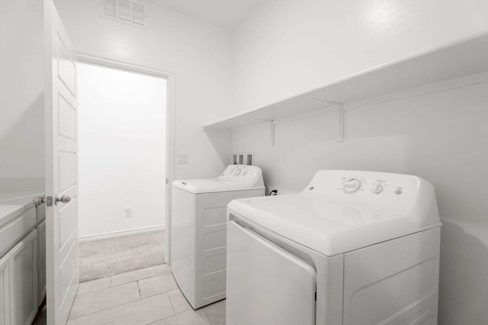 Las Vegas House: 6822 Greensmen Ave
