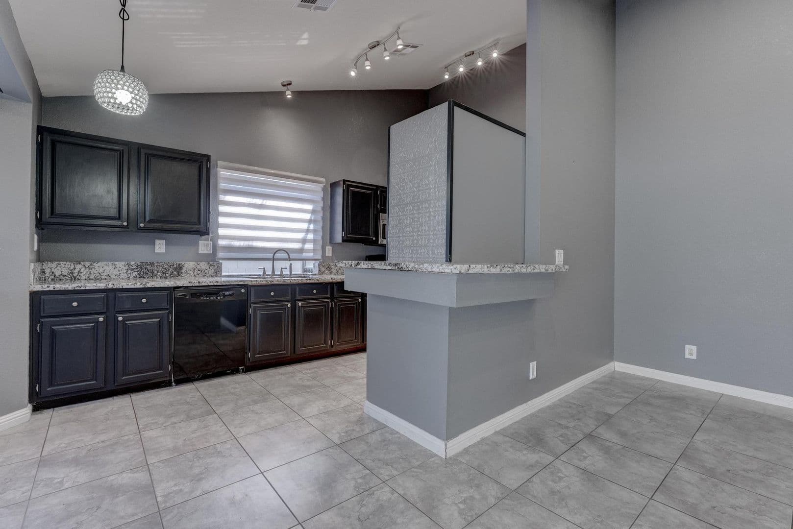 Las Vegas House: 7817 Cape Vista Ln
