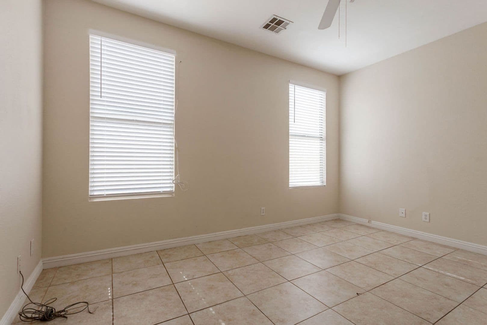 Henderson House: 1407 Hometown Ave