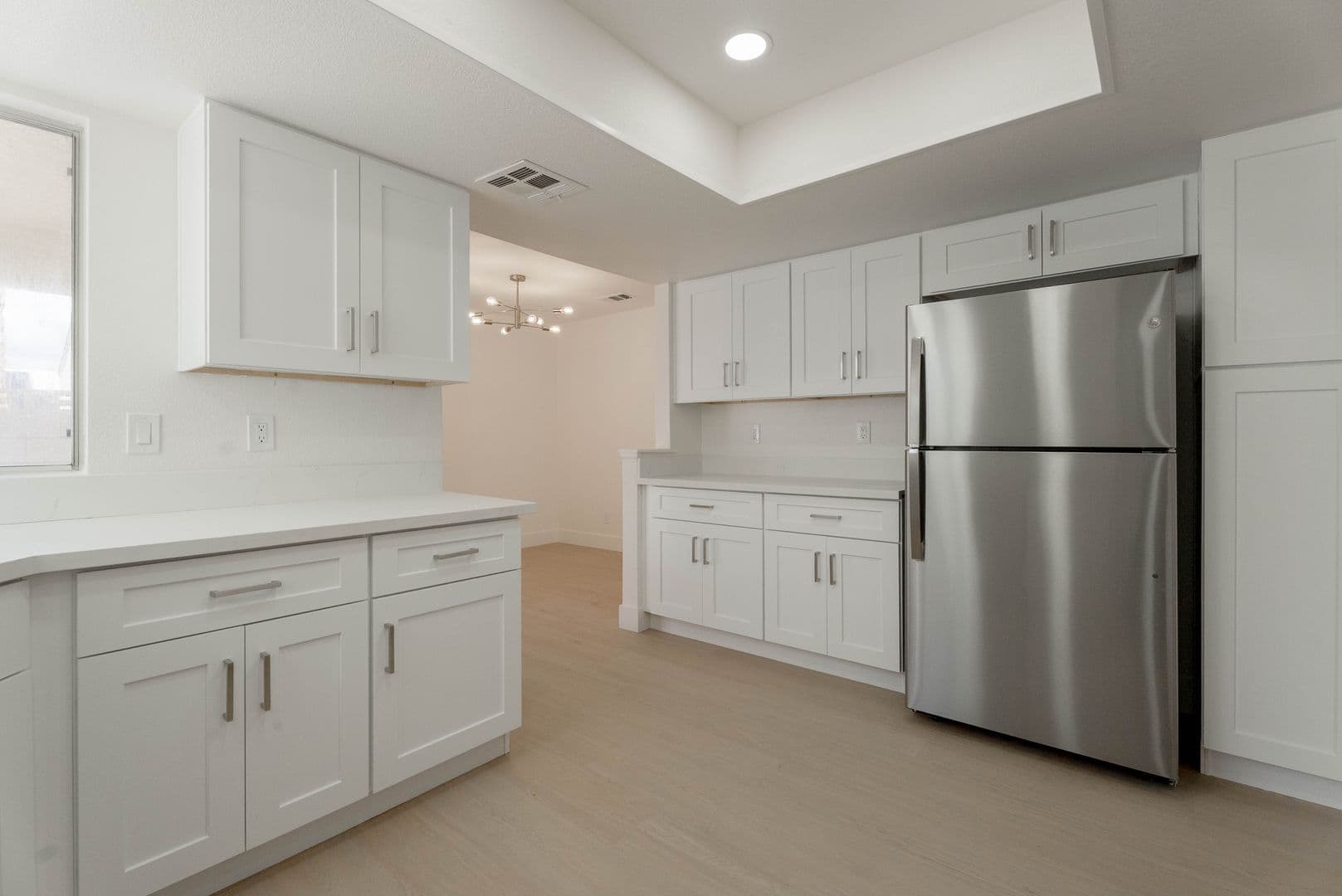 Henderson House: 2118 Fountain Springs Dr