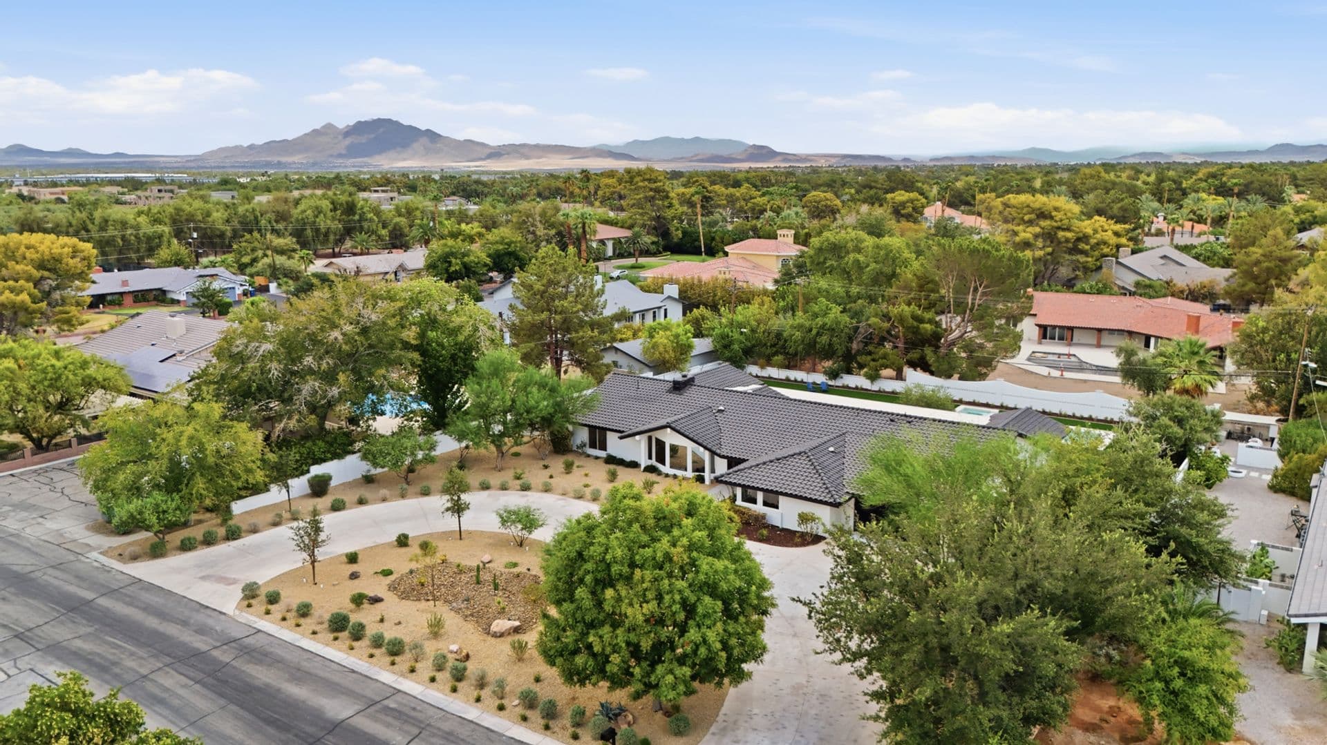 Las Vegas House: 6980 Mira Vista St