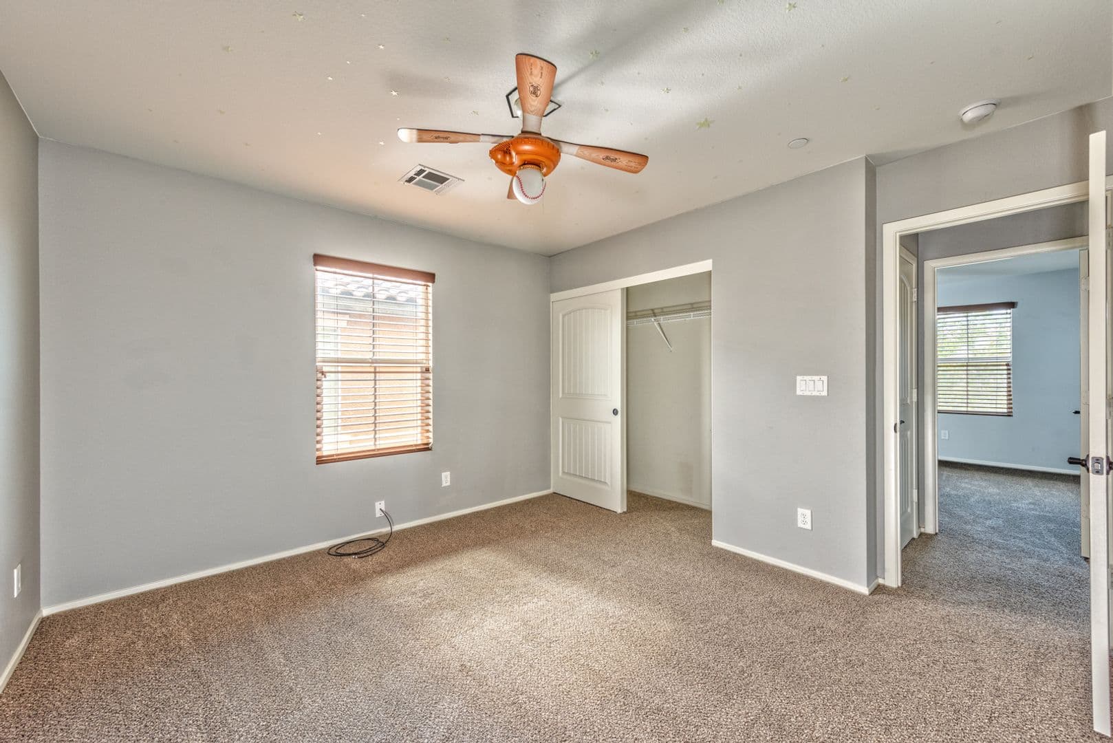 Henderson House: 3185 Sisley Garden Ave