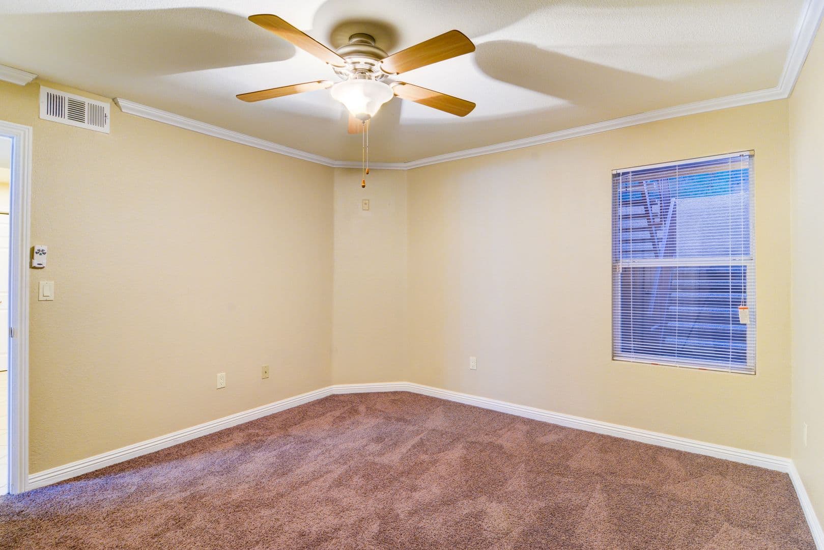 Las Vegas Condo: 1150 N Buffalo Dr #1050