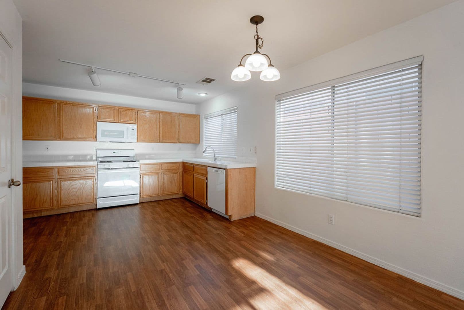 Las Vegas House: 8379 Rockefeller St