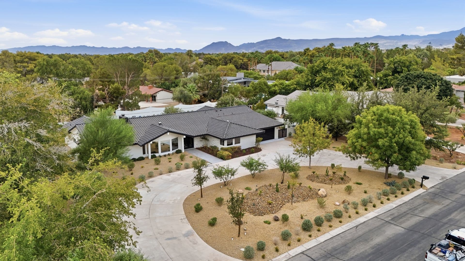 Las Vegas House: 6980 Mira Vista St