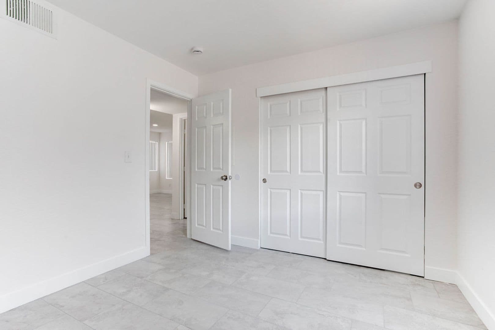 Las Vegas Apartment: 1870 Nebula Dr