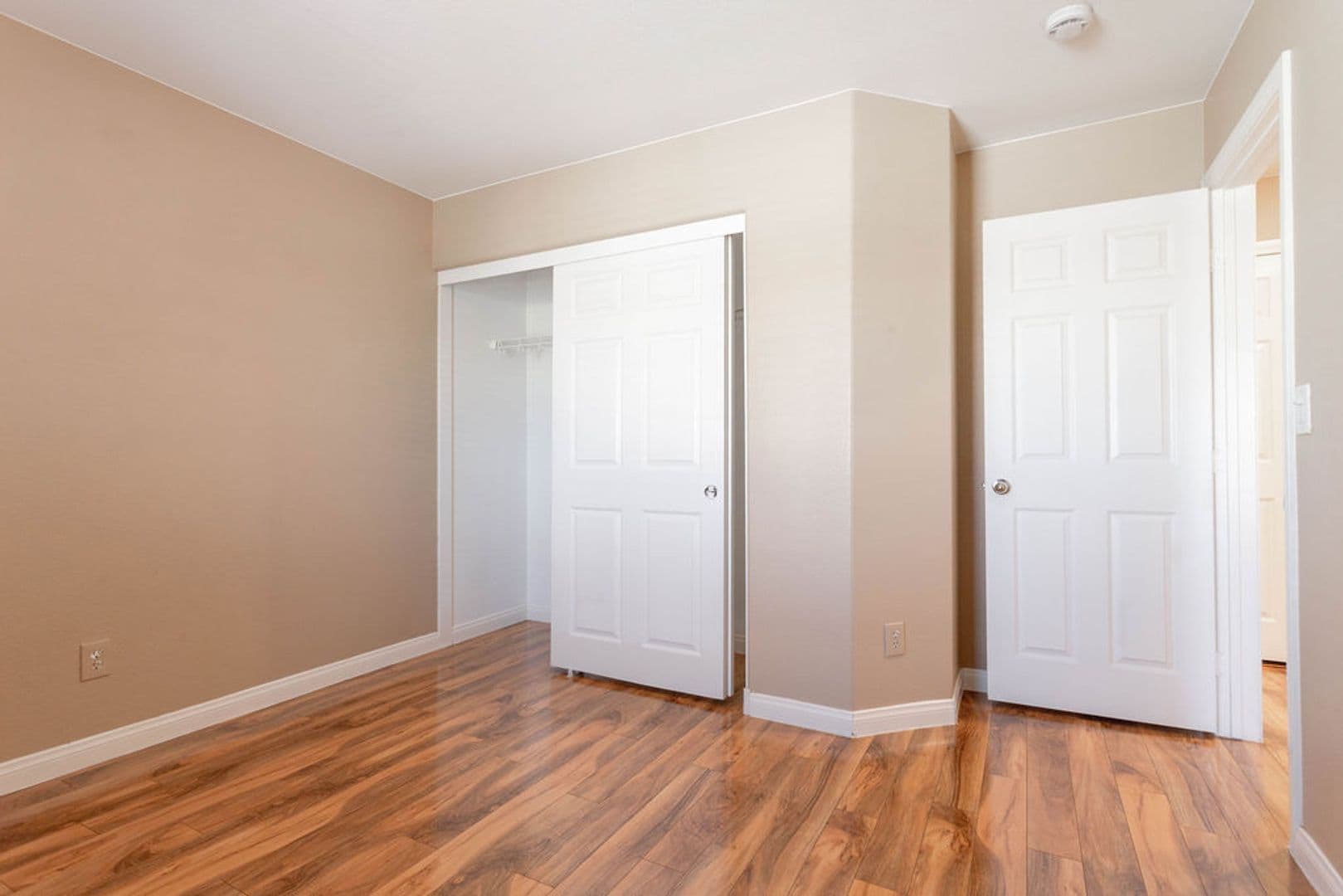 Las Vegas Townhome: 6250 W Arby Ave #195