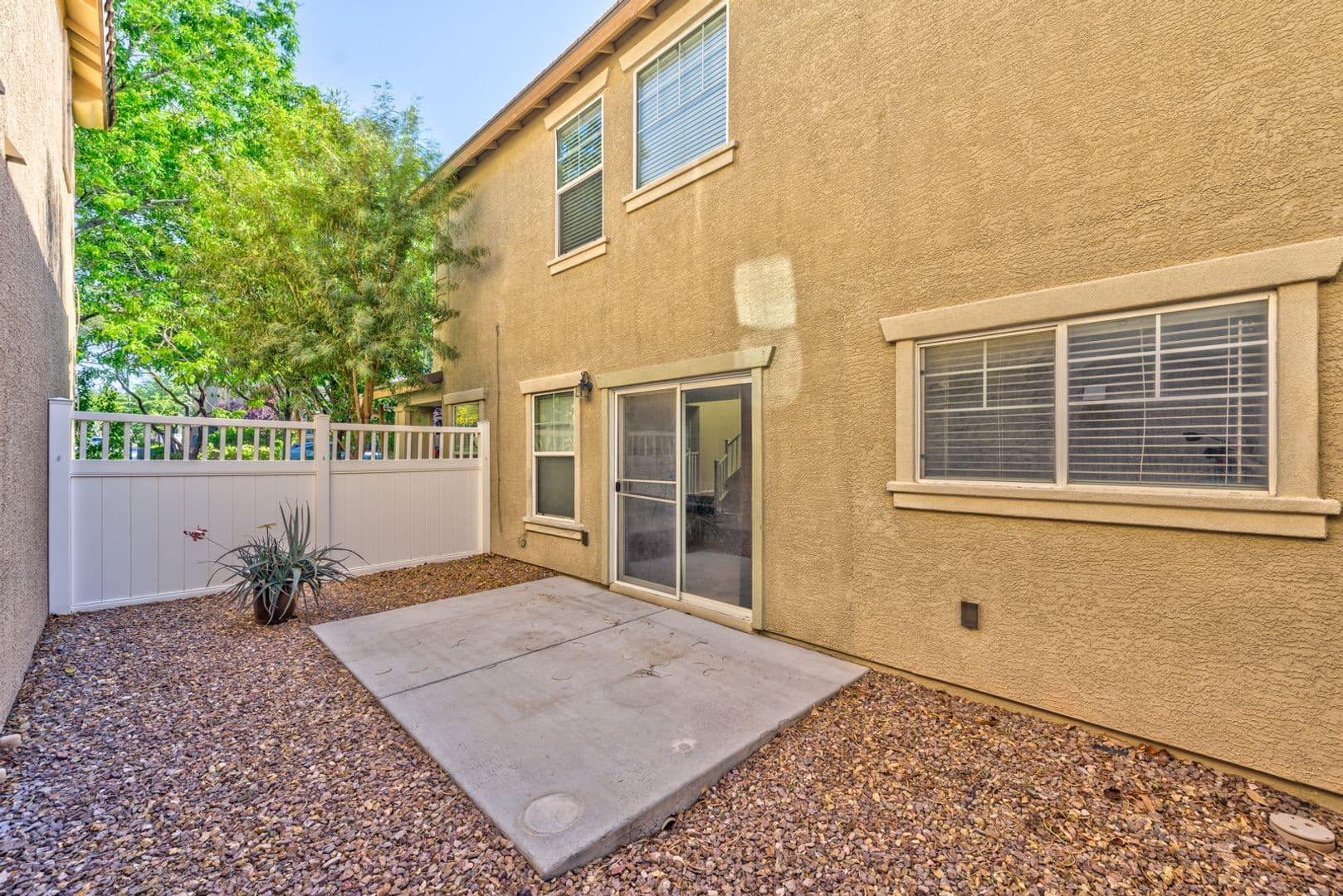Henderson House: 3164 Degas Tapestry Ave