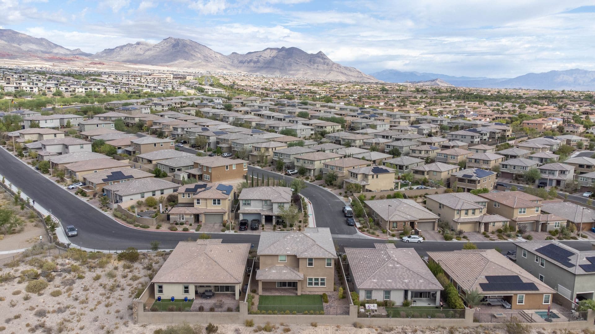 Las Vegas House: 12385 Valley Chase Ave