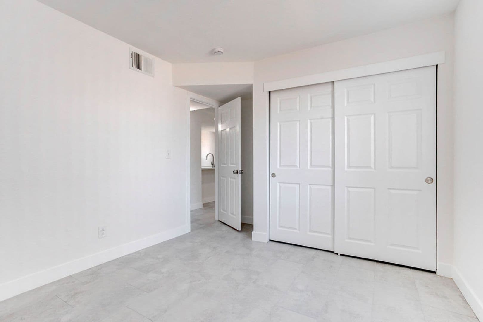Las Vegas Apartment: 1870 Nebula Dr
