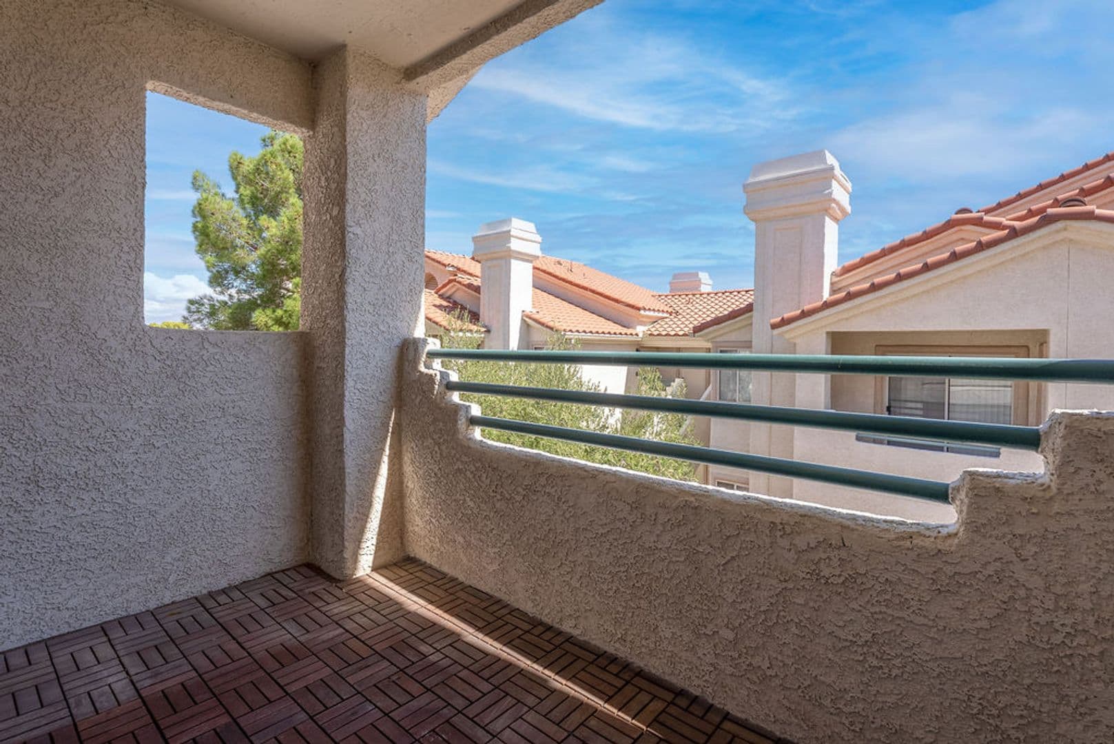 Las Vegas Condo: 600 Devonhall St #202