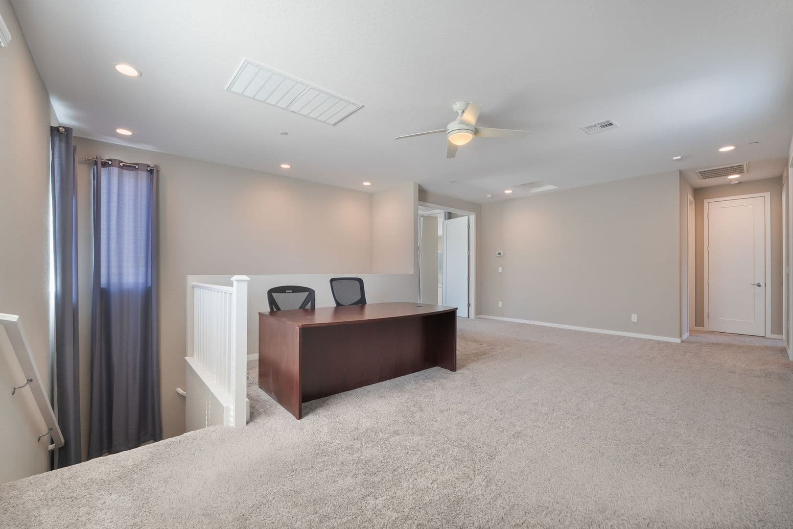 Henderson House: 813 Horizon Canyon Dr