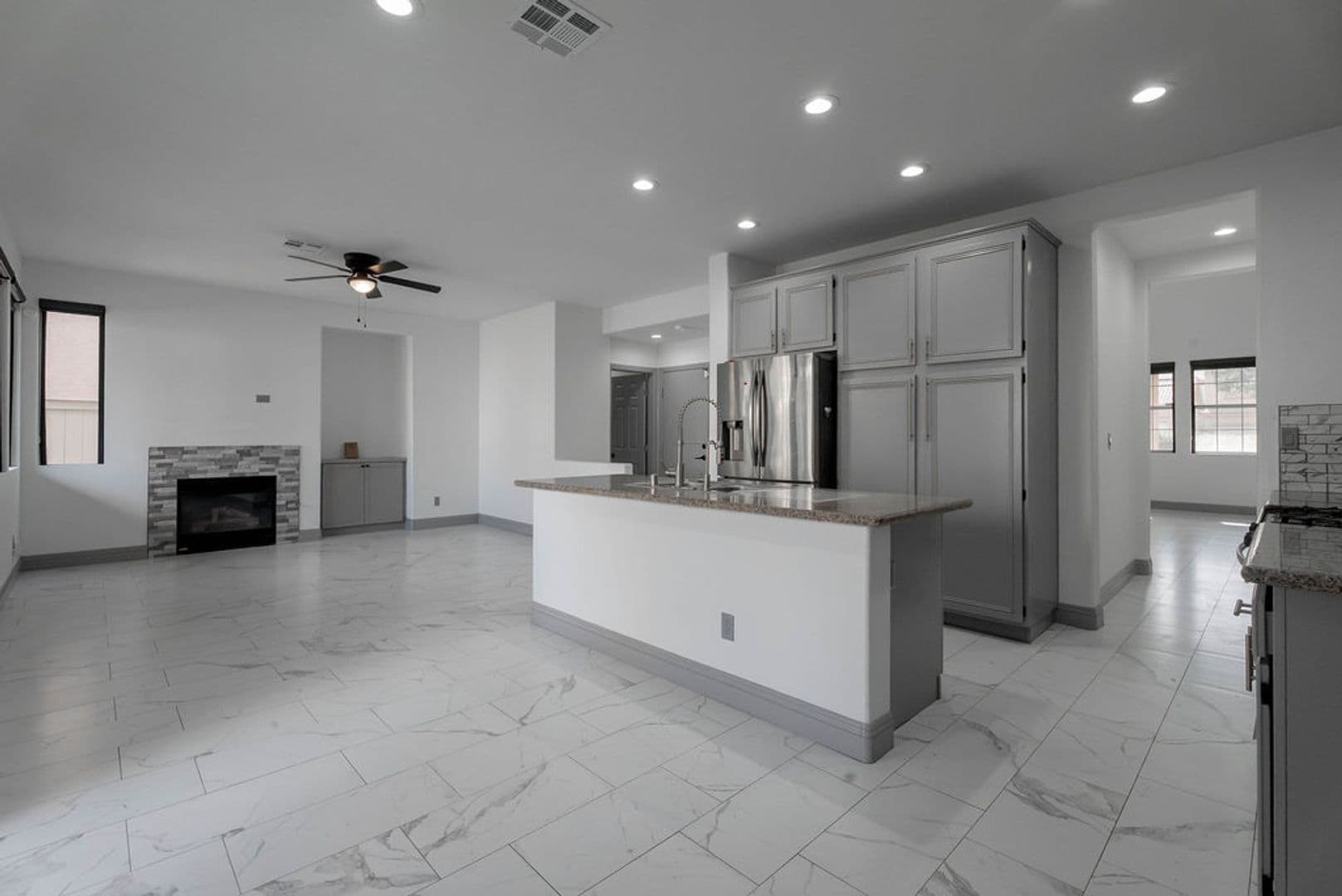 Las Vegas House: 9796 Altadena St