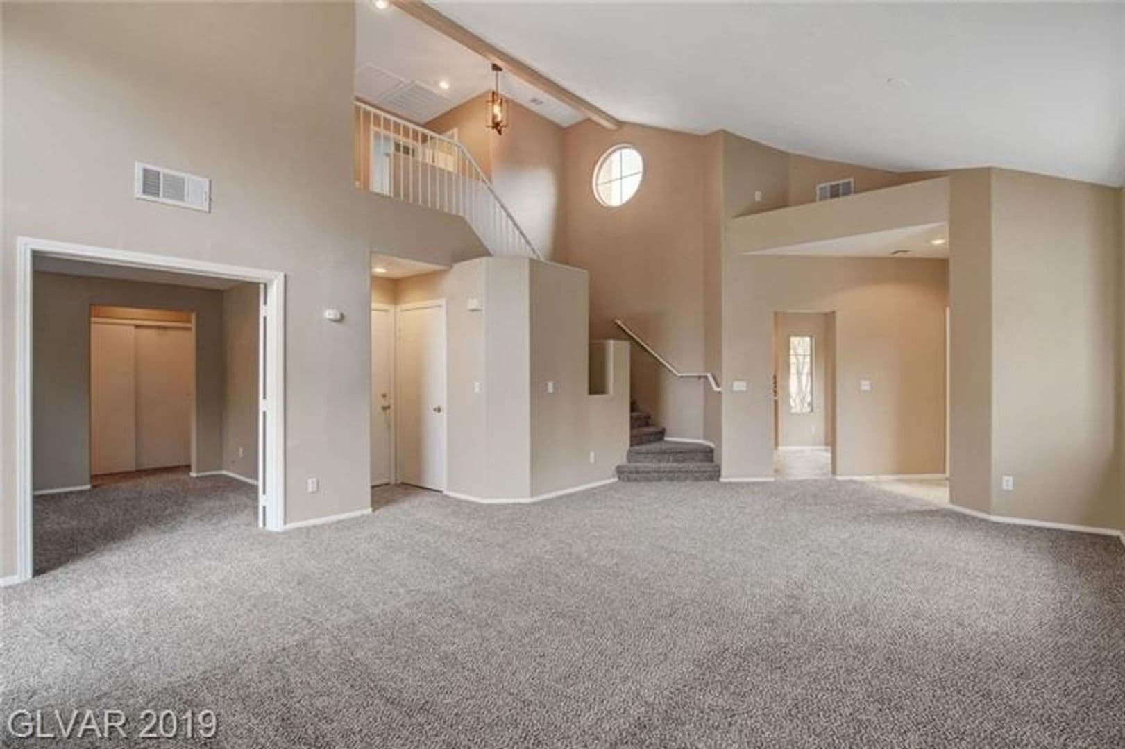 Henderson House: 2647 Ridgewater Circle