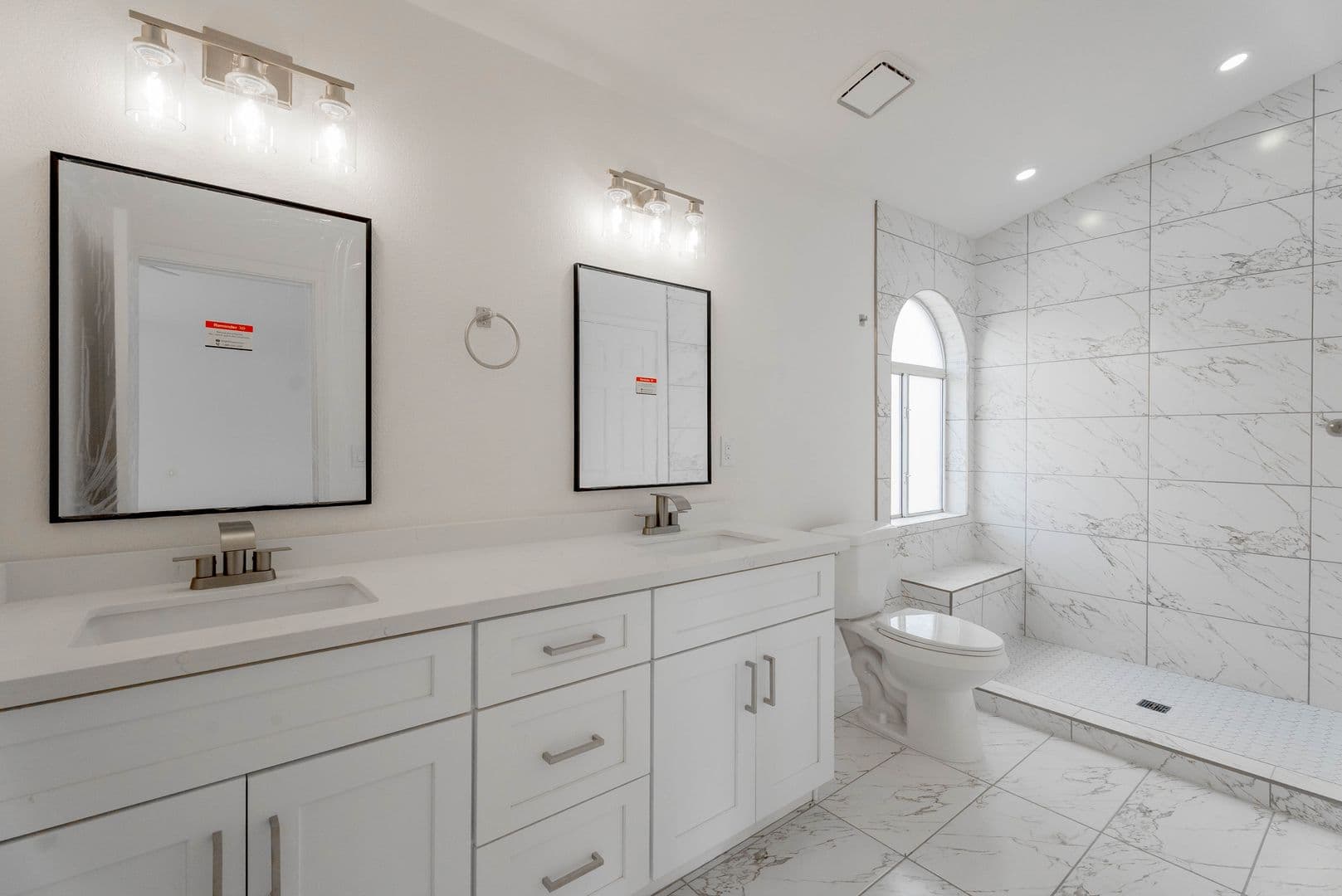 Henderson House: 2118 Fountain Springs Dr