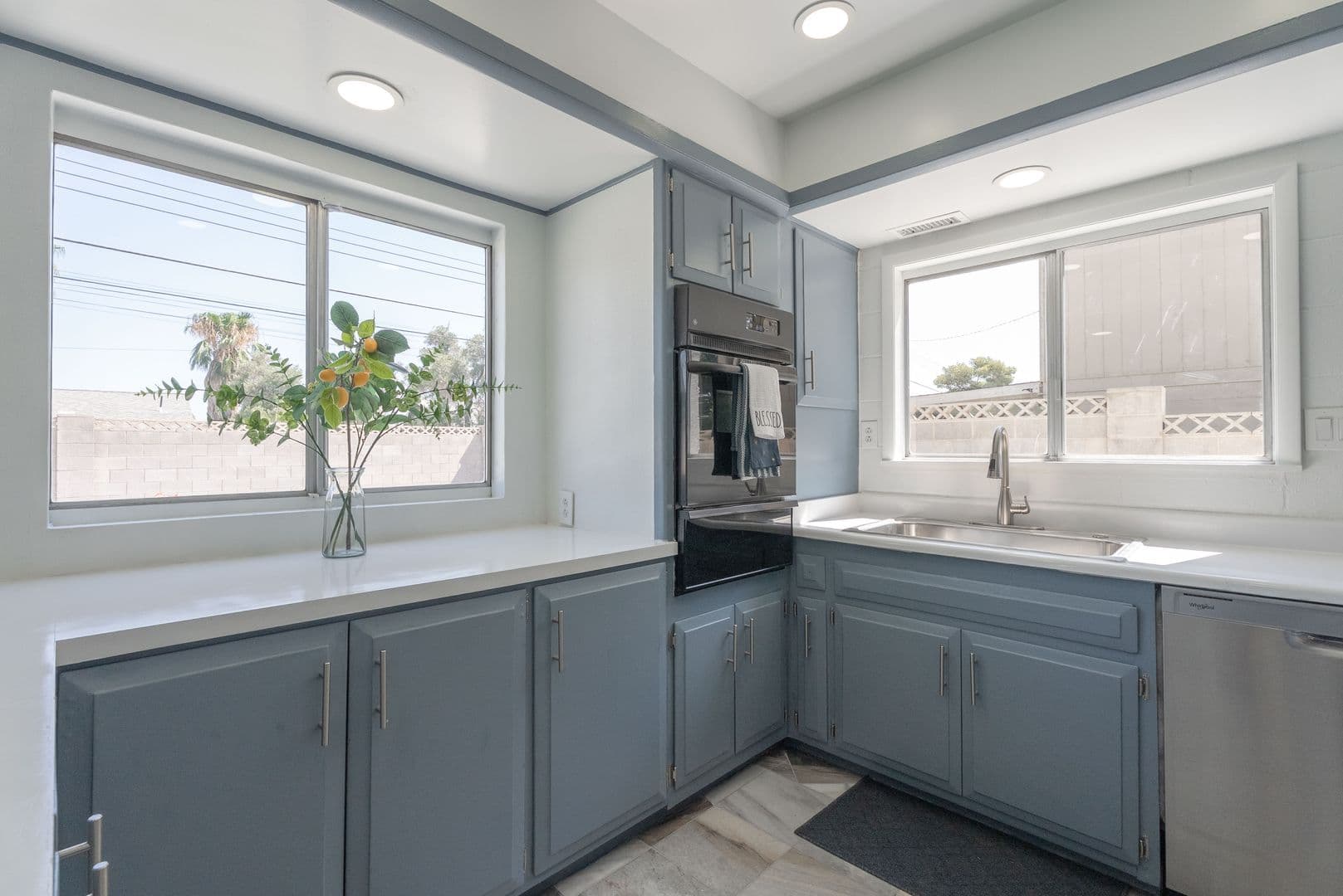 Las Vegas House: 2298 Golden Arrow Dr