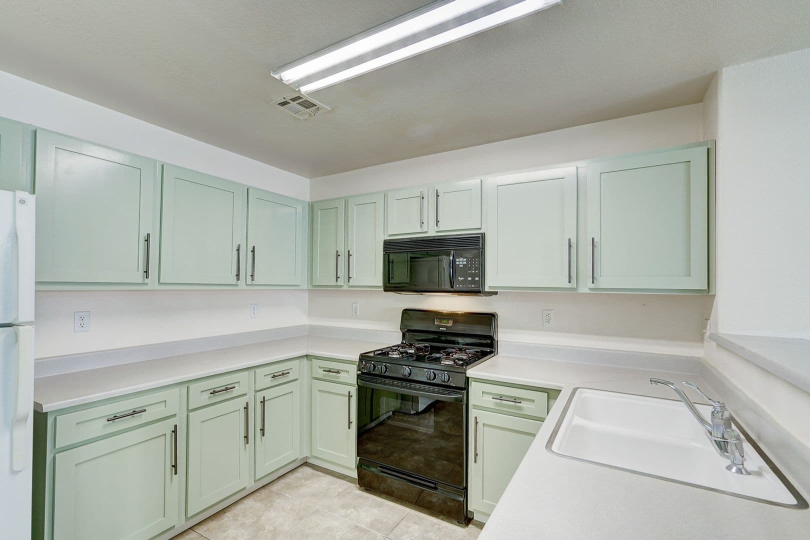 Las Vegas Townhome: 5125 W Reno Ave #1044