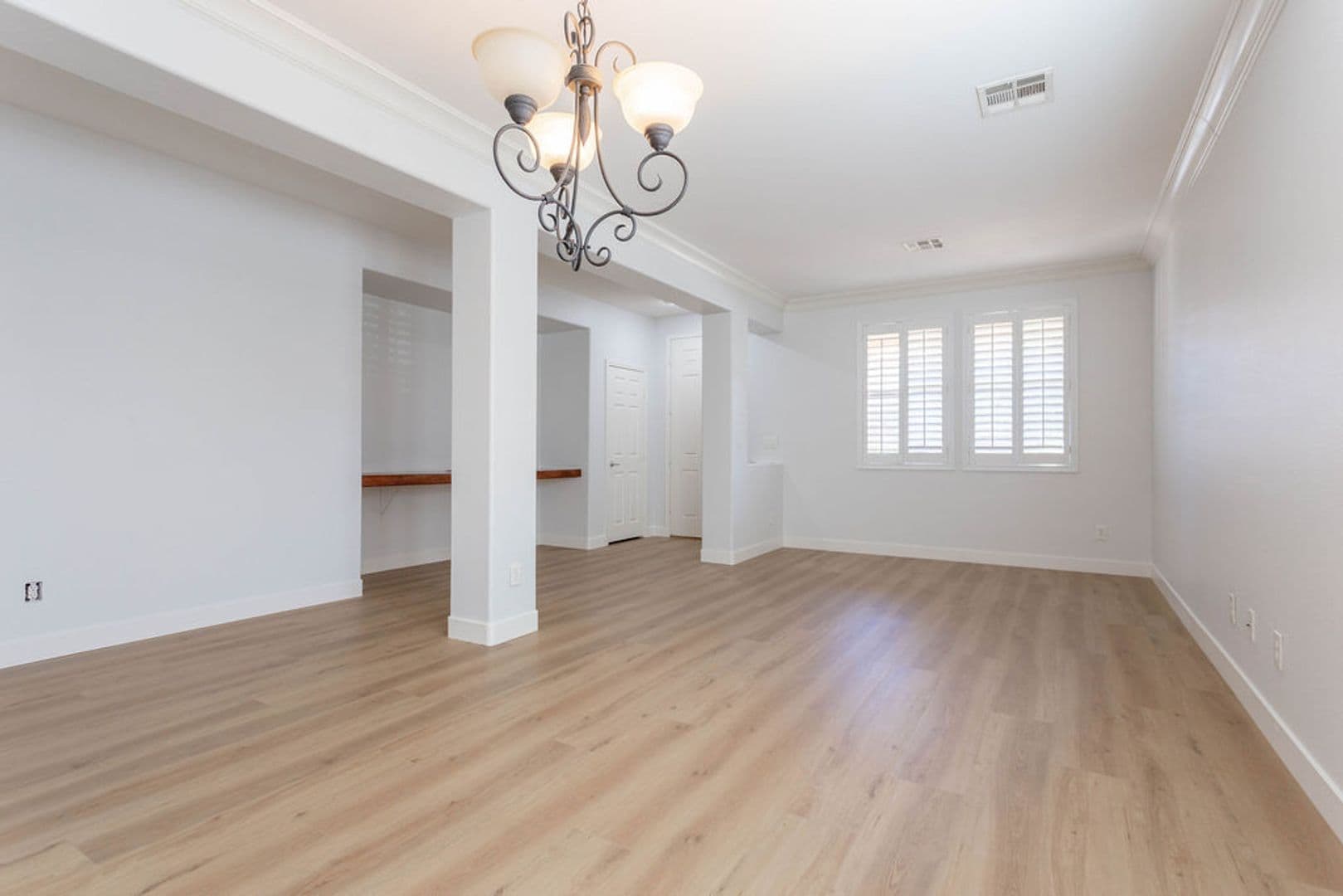 Las Vegas House: 9122 Sendero Ave