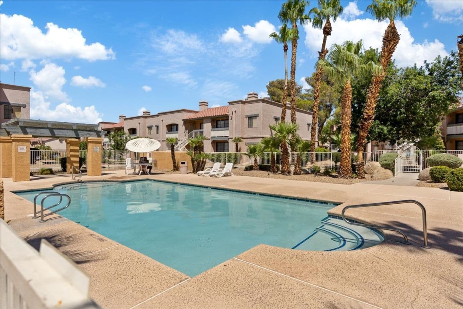 Las Vegas House: 5154 S Jones Blvd #203
