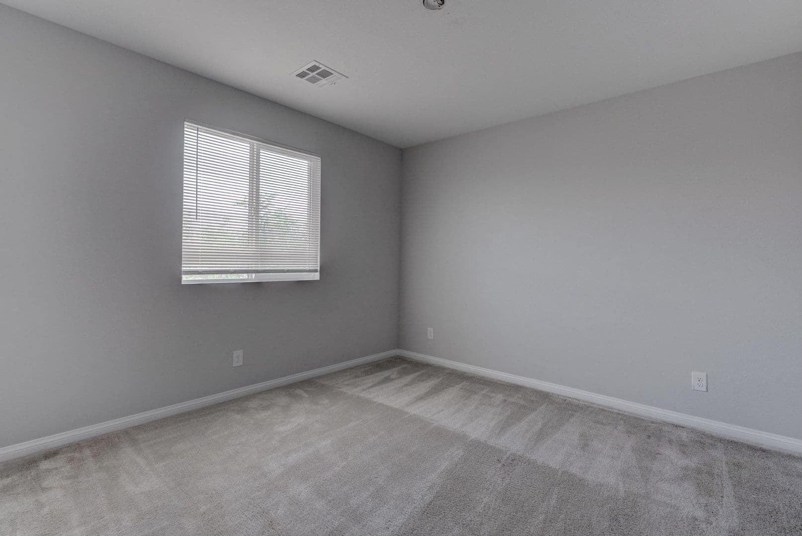 North Las Vegas House: 114 Manzanita Falls Ave